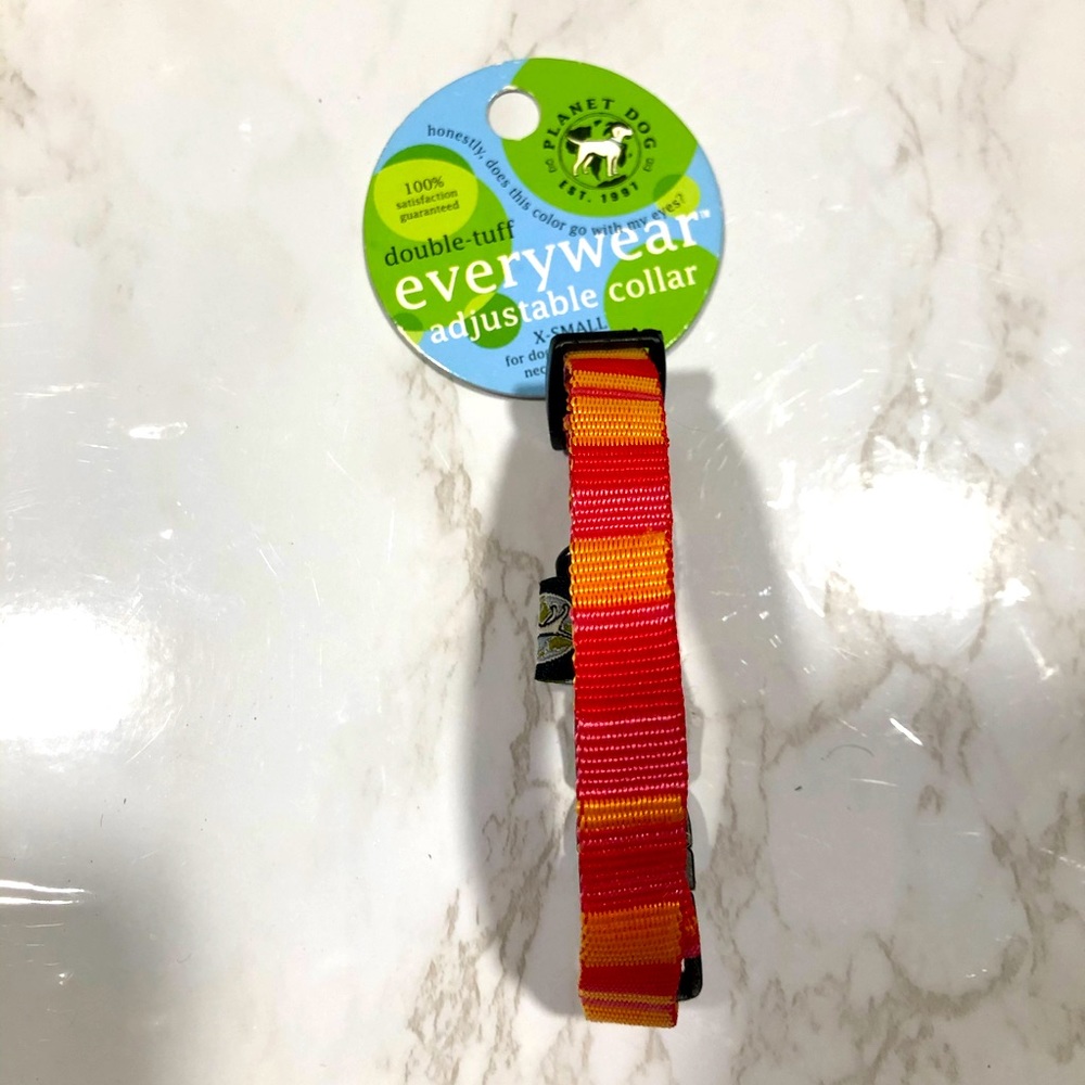 Planet dog adjustable collar XS NWT